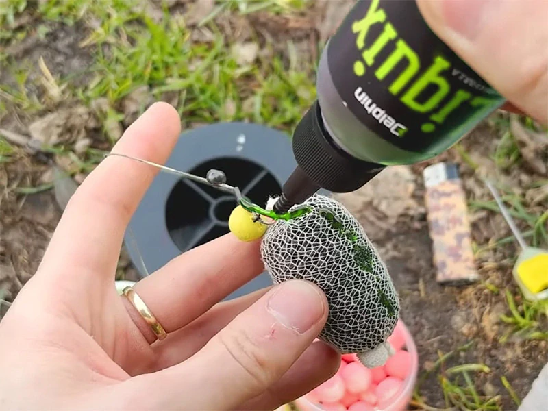 Fluo dip D SNAX LiquiX - Kukuřice-Ananas