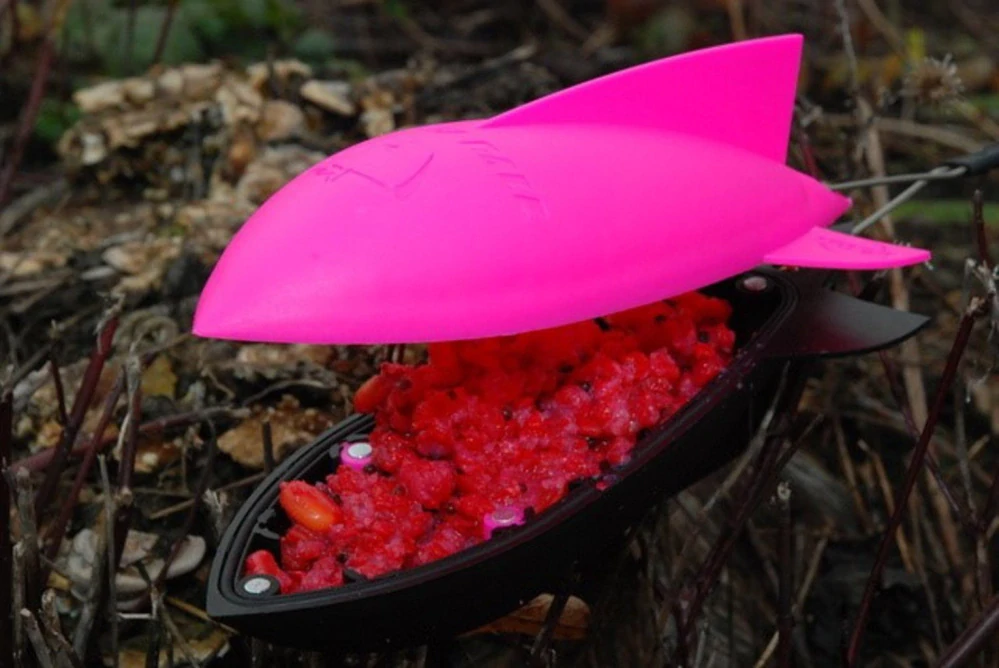 LK Baits krmná raketa Crash Ball