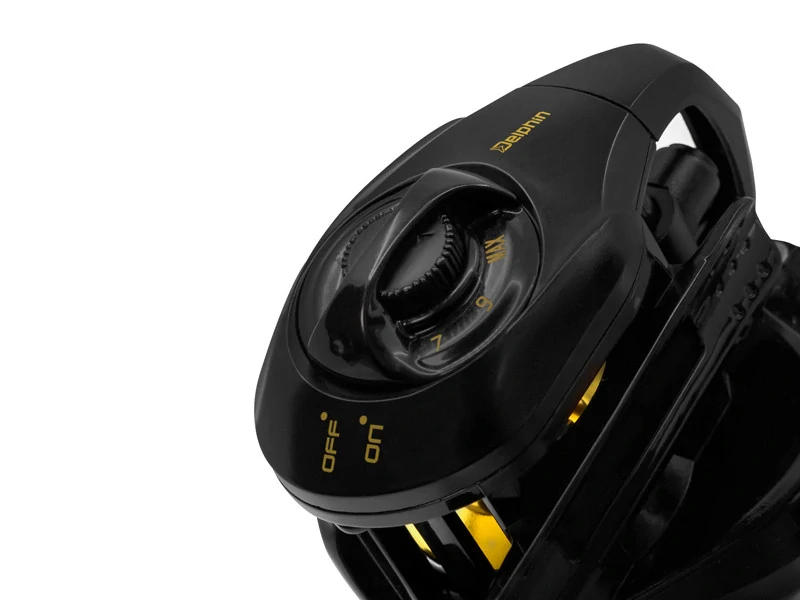 Baitcastový naviják Delphin ZANDERA 5+1BB